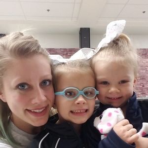 Meet your Posher, Caci